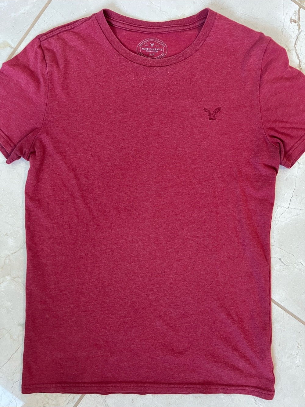 American Eagle Men’s Lightweight Crew Neck Shirt Top Size Small Red Athleisure